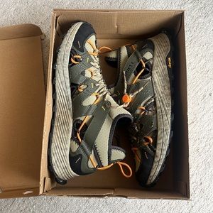 Merrell Men's Moab Flight Sieve Medium Width Olive Leather J067019